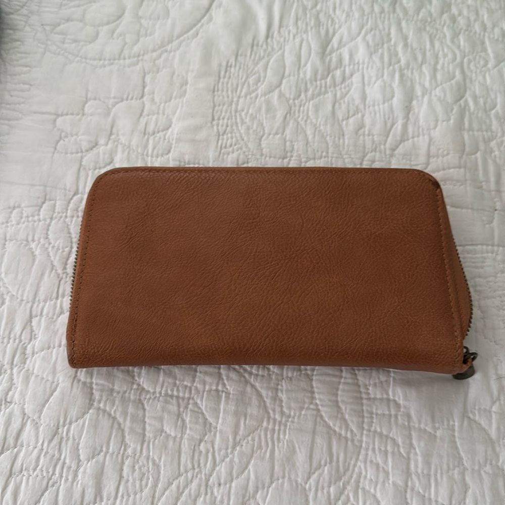 Thirty-one All About The Benjamins in Caramel Distressed Pebble